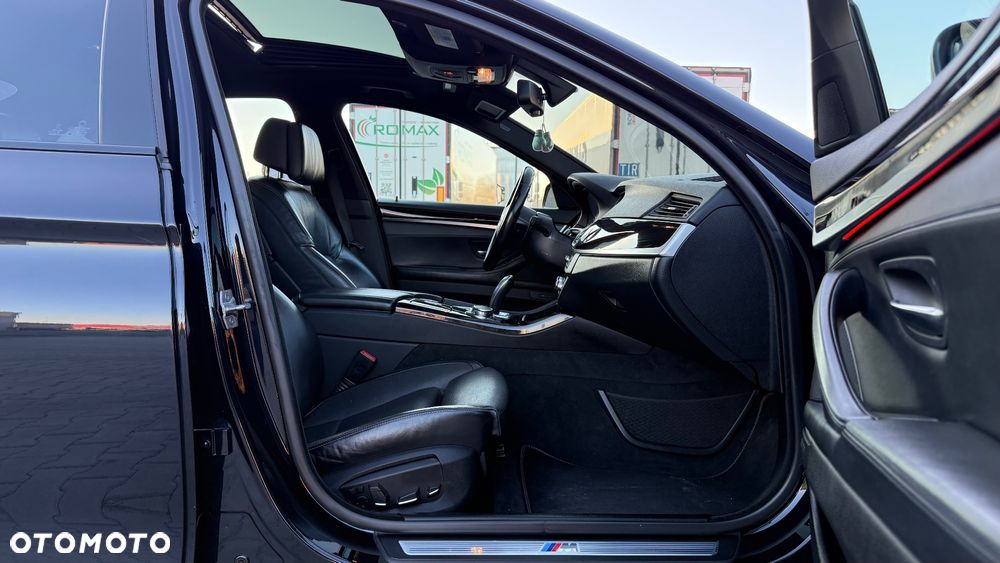 BMW Seria 5 535i xDrive - 11