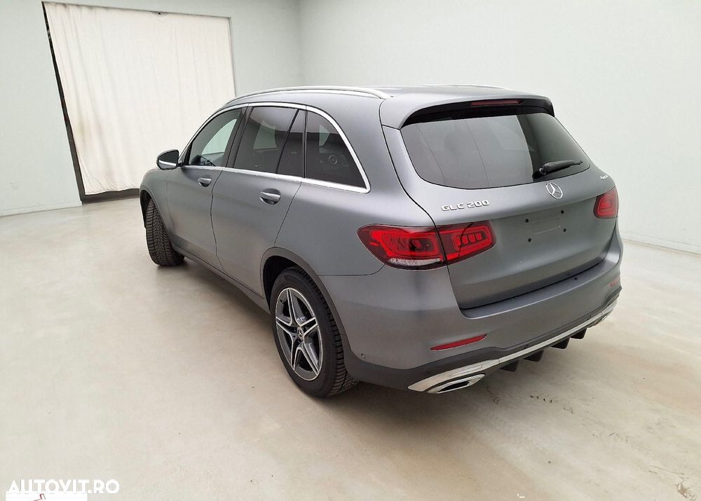 Mercedes-Benz GLC 200 4MATIC 9G-TRONIC AMG Line - 4
