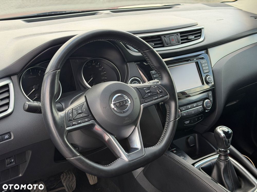 Nissan Qashqai 1.6 DIG-T N-Connecta - 7