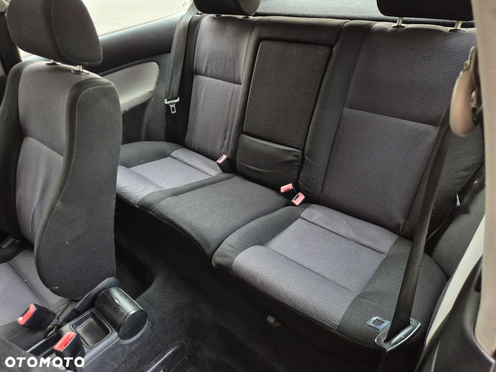 Volkswagen Golf IV 1.6 Basis - 11