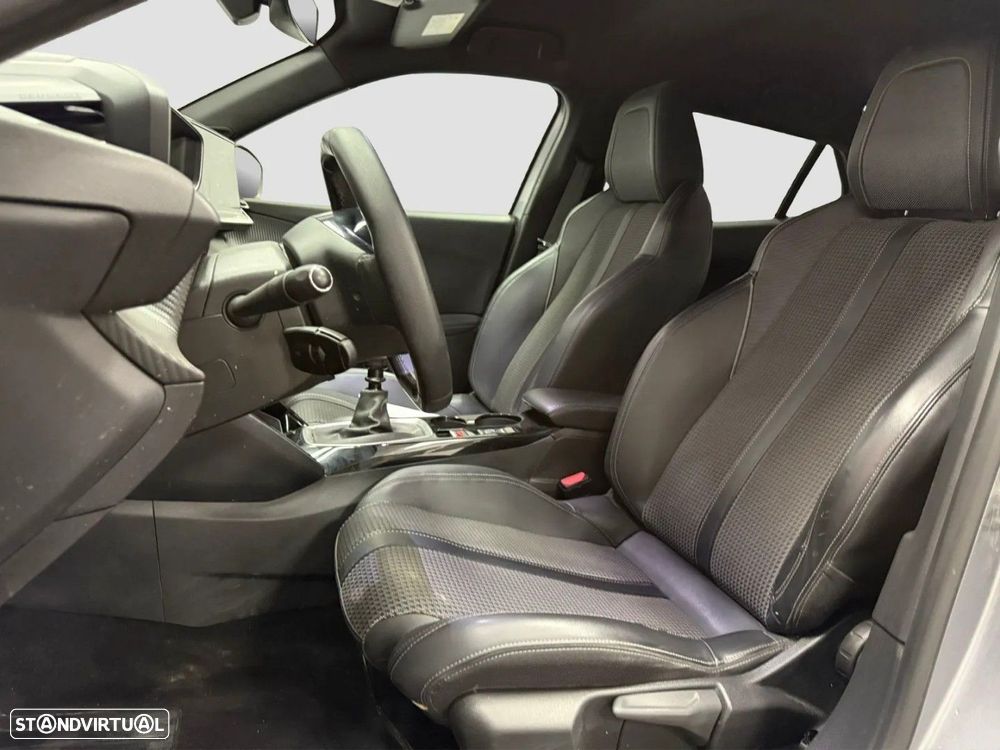Peugeot 2008 - 7