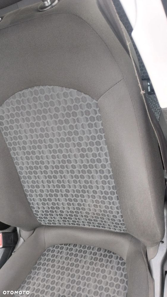Opel Corsa - 5