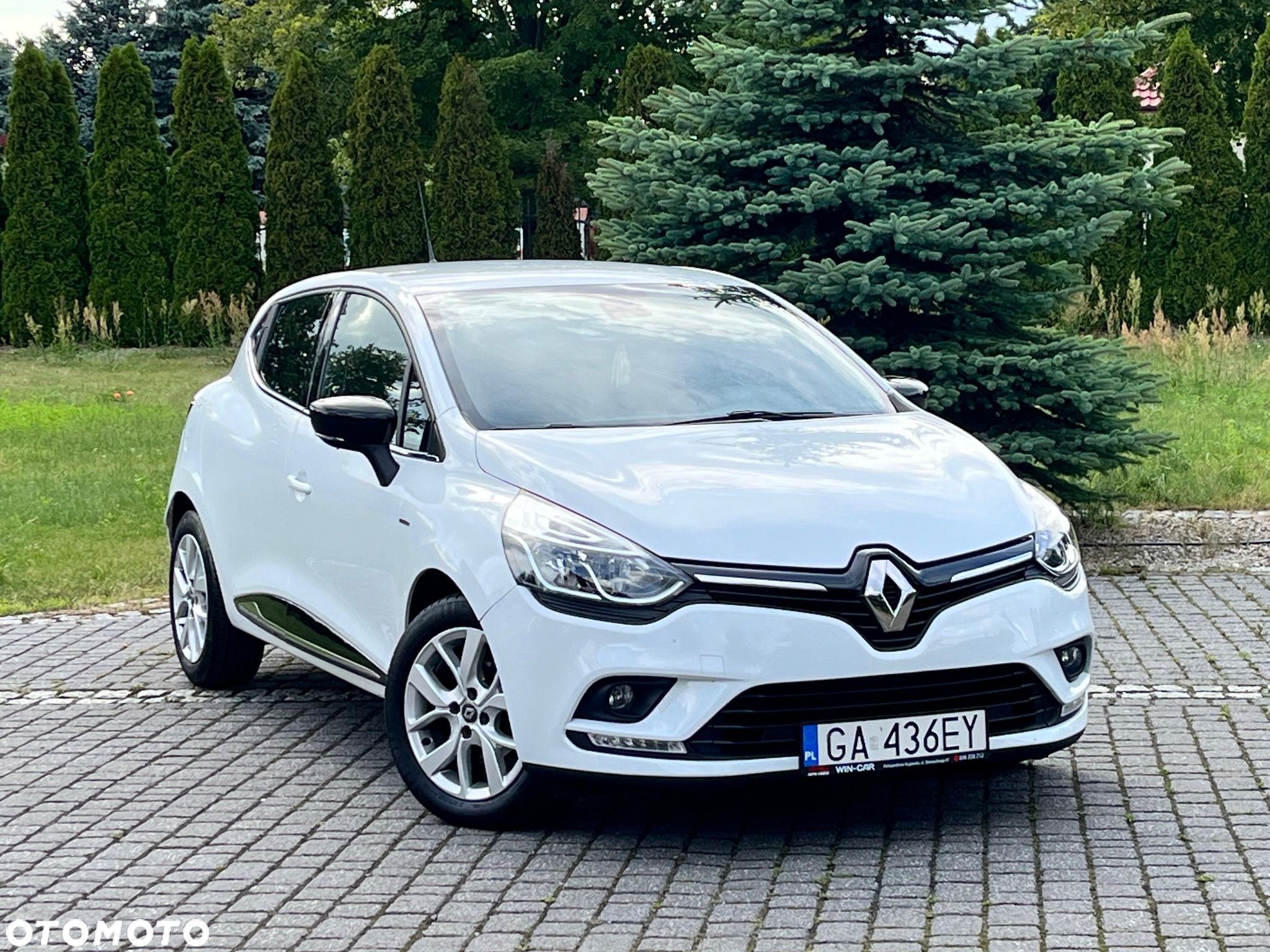 Renault Clio 0.9 TCe Limited - 1