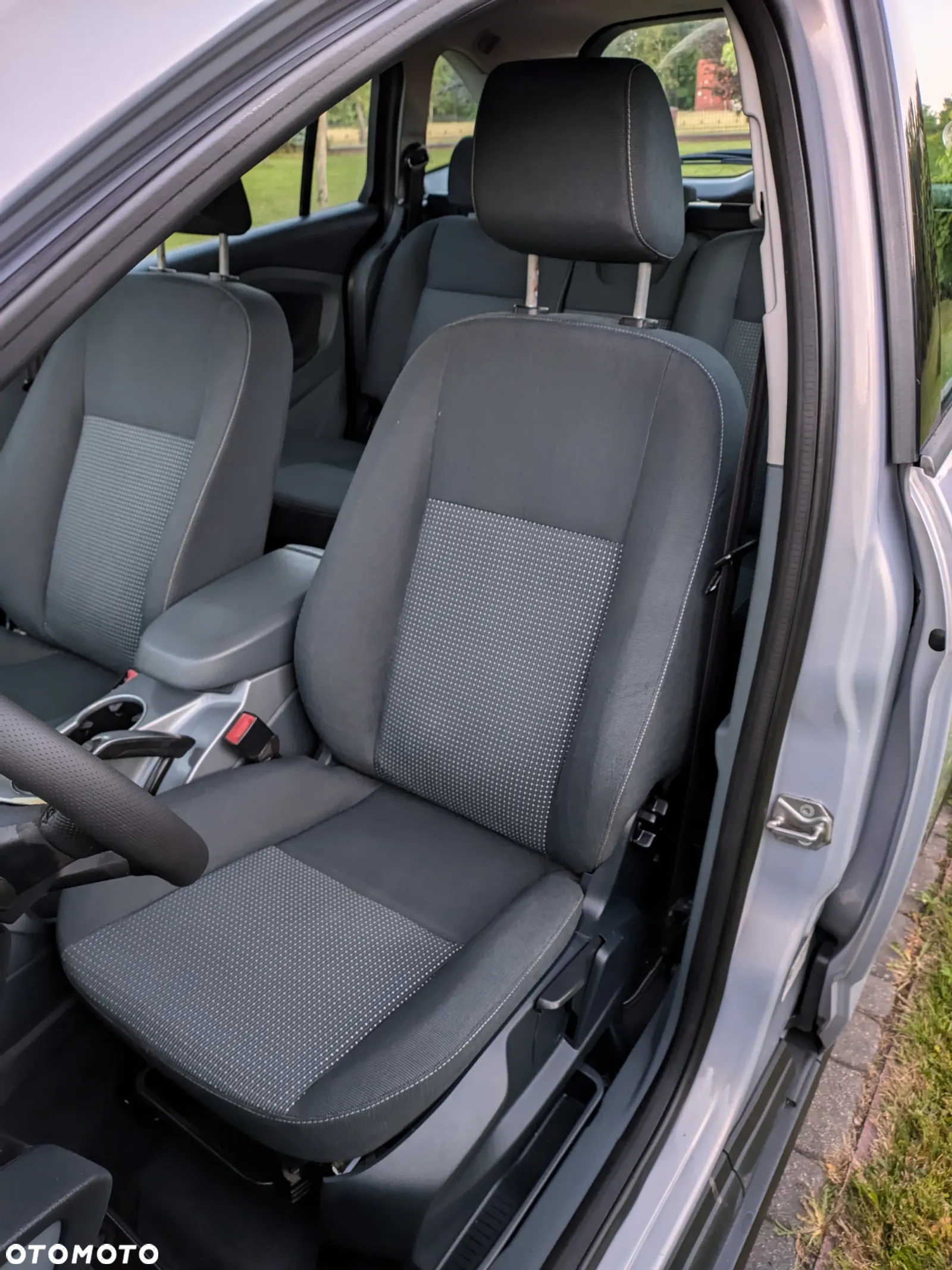 Ford C-MAX 1.6 TDCi Edition - 14