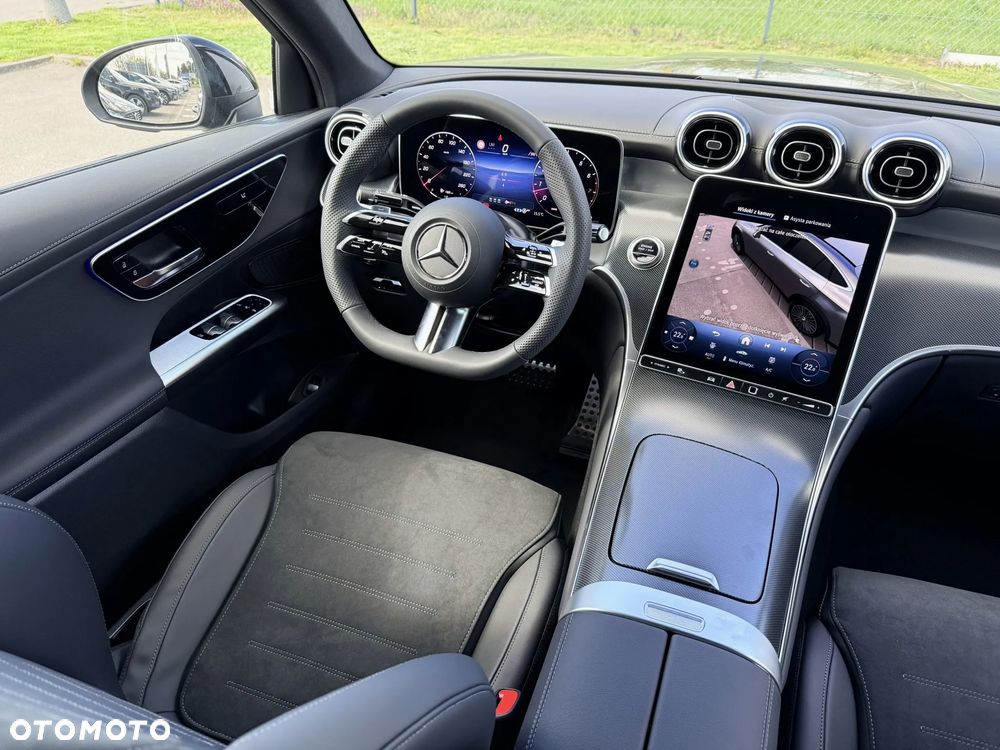 Mercedes-Benz GLC - 11