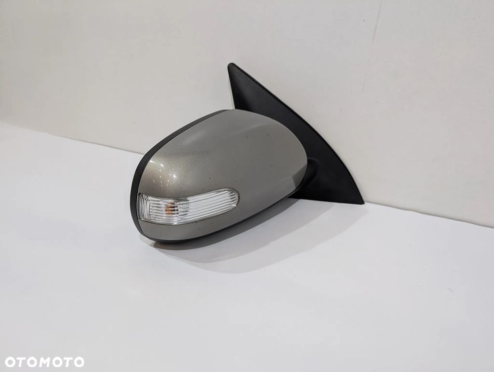 KIA CEED I LIFT LUSTERKO PRAWE 8 PIN EUROPA - 1