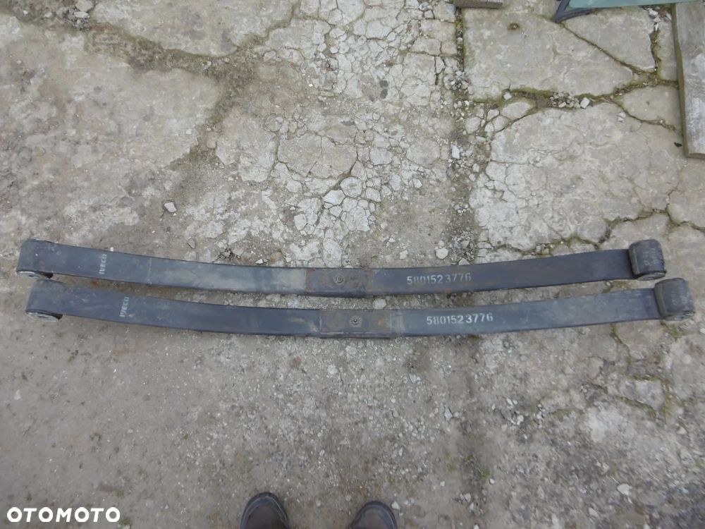 RESOR TYLNY IVECO DAILY VI 2014-2022 5801523776 - 3