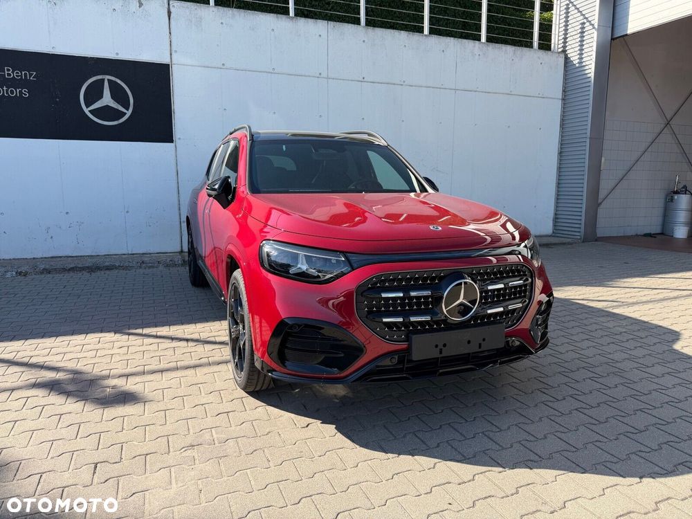 Mercedes-Benz GLB - 8