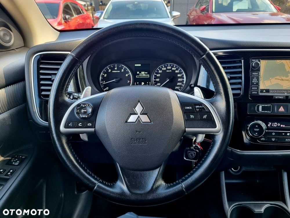 Mitsubishi Outlander 2.0 Intense 4WD CVT - 15