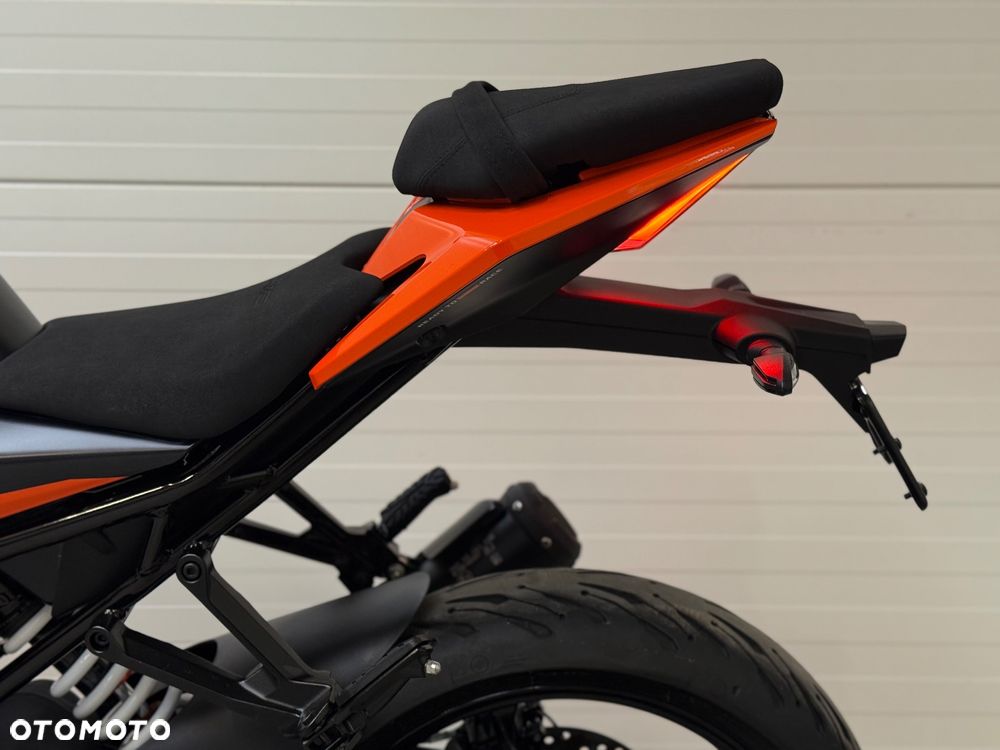 KTM RC 125 - 35