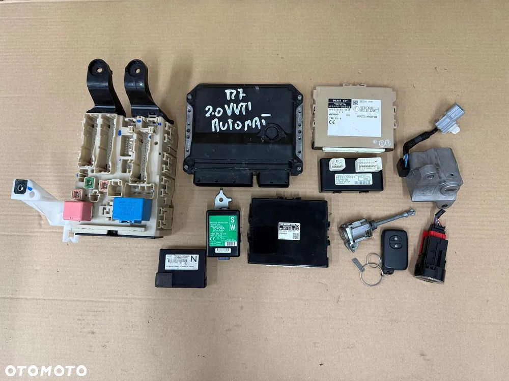 TOYOTA AVENSIS III T27 2.0 V-VTi AUTOMAT ZESTAW DO ODPALENIA KOMPUTER 89661-05F10