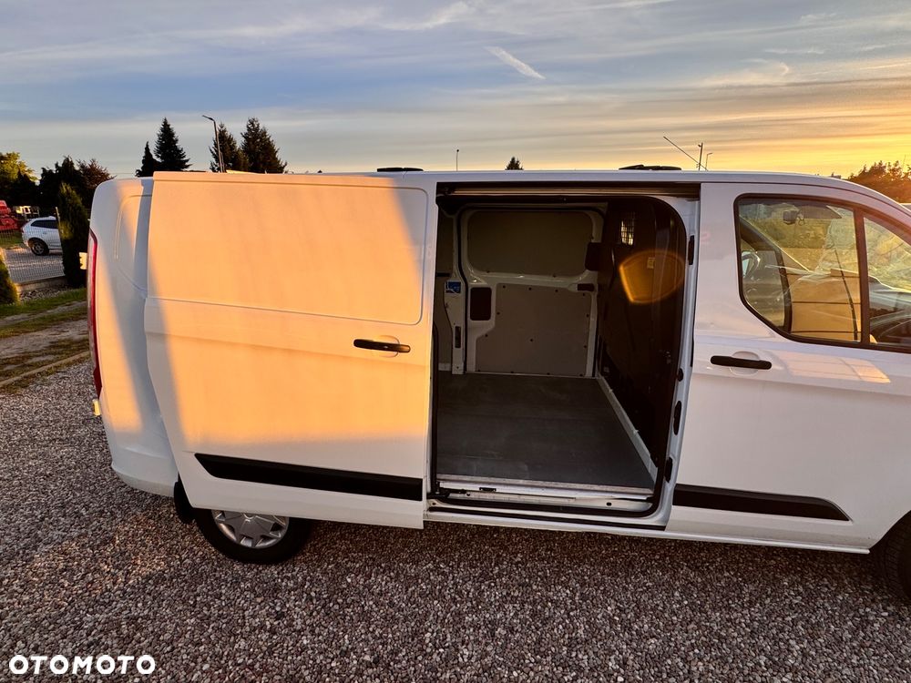 Ford TRANSIT  CUSTOM - 25