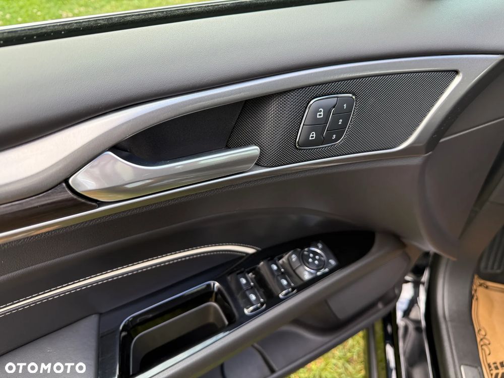 Ford Mondeo 2.0 EcoBlue Allrad VIGNALE - 14