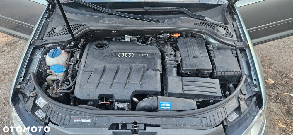 Audi A3 3-drzwiowe 2.0 TDI DPF Ambiente - 23