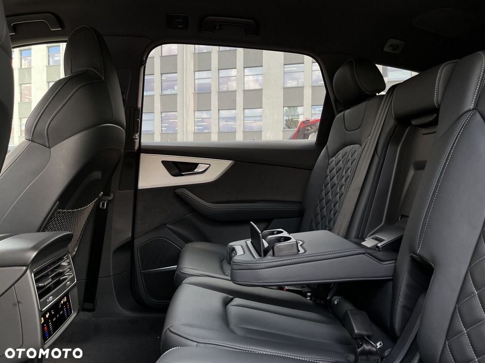 Audi Q7 - 24