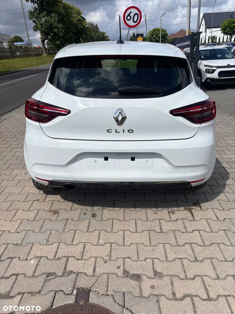 Renault Clio - 6