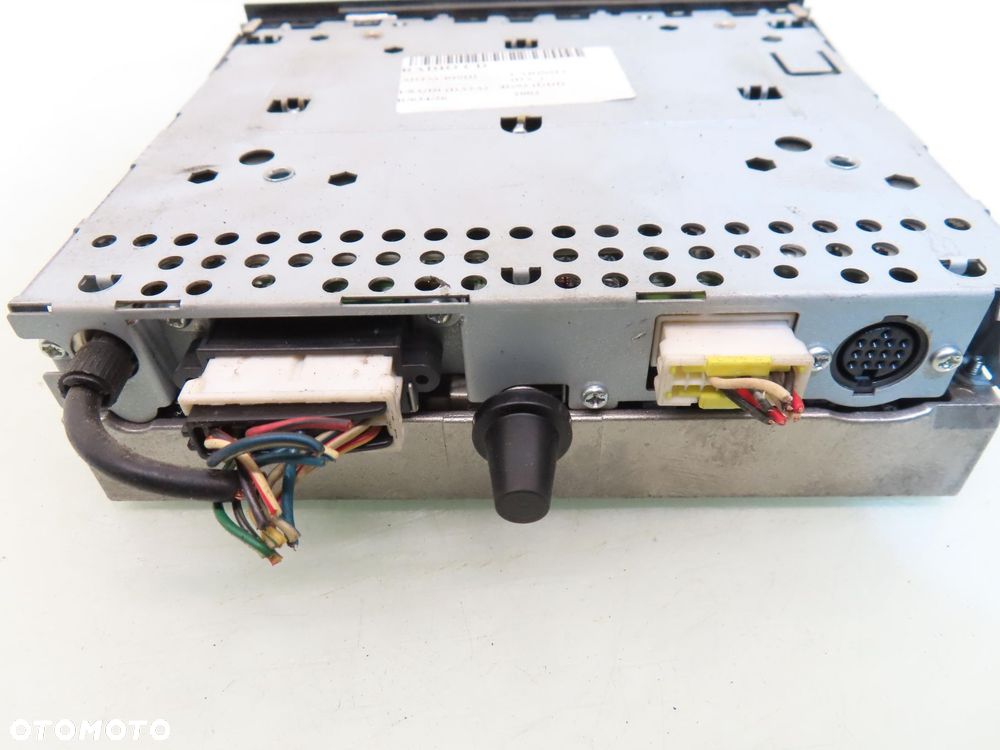 RADIO MITSUBISHI CARISMA MZ312720 - 2