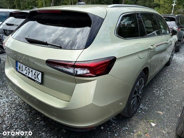 Skoda Superb 1.5 TSI mHEV Selection DSG - 4
