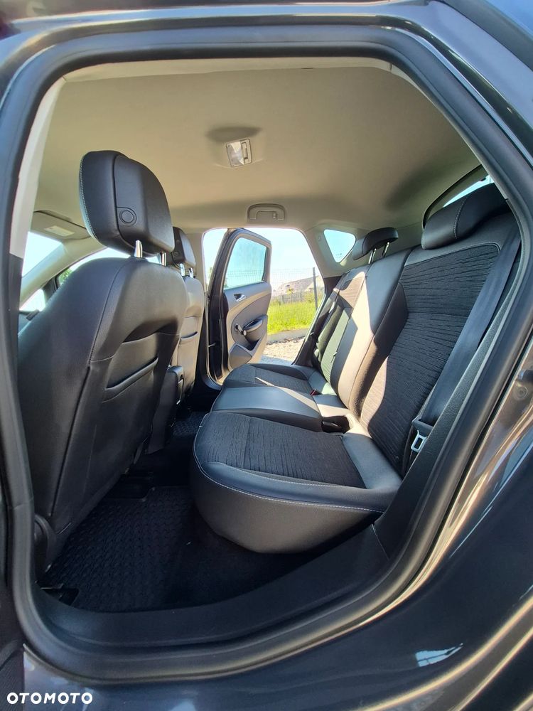 Opel Astra - 33