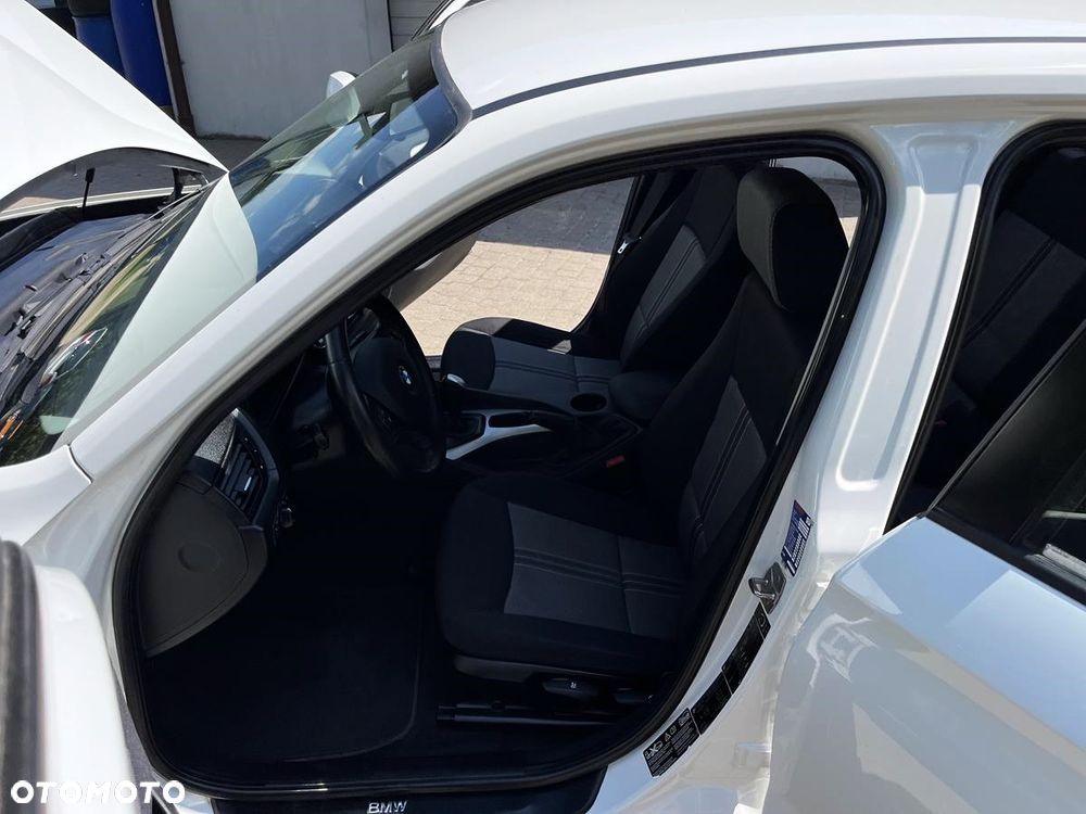 BMW X1 xDrive20d - 5