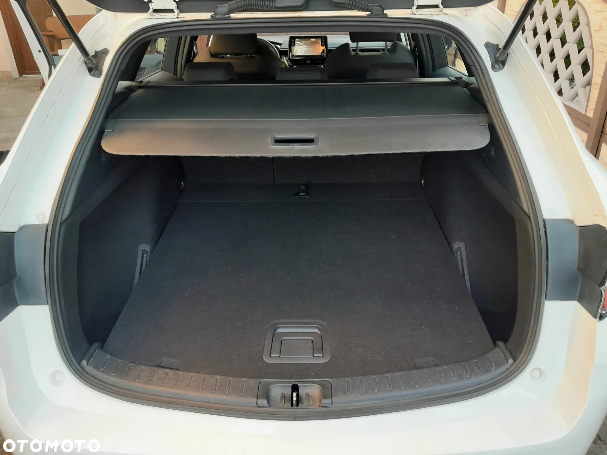 Toyota Corolla 1.2 T Active - 12