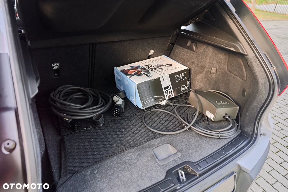 Volvo XC 40 - 25