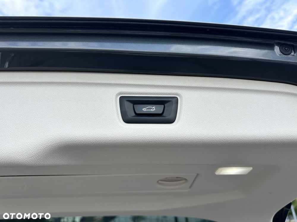 BMW Seria 3 318i Advantage sport - 29