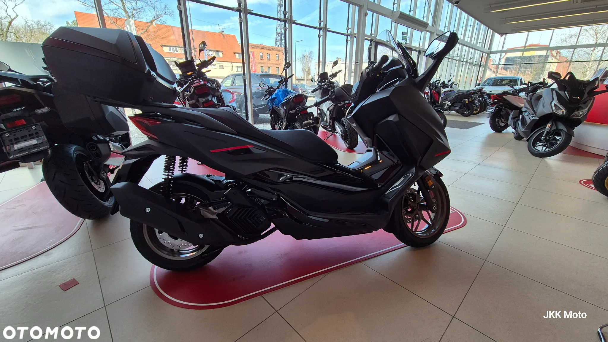 Honda NSS - 24