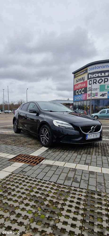 Volvo V40 D2 Momentum - 1