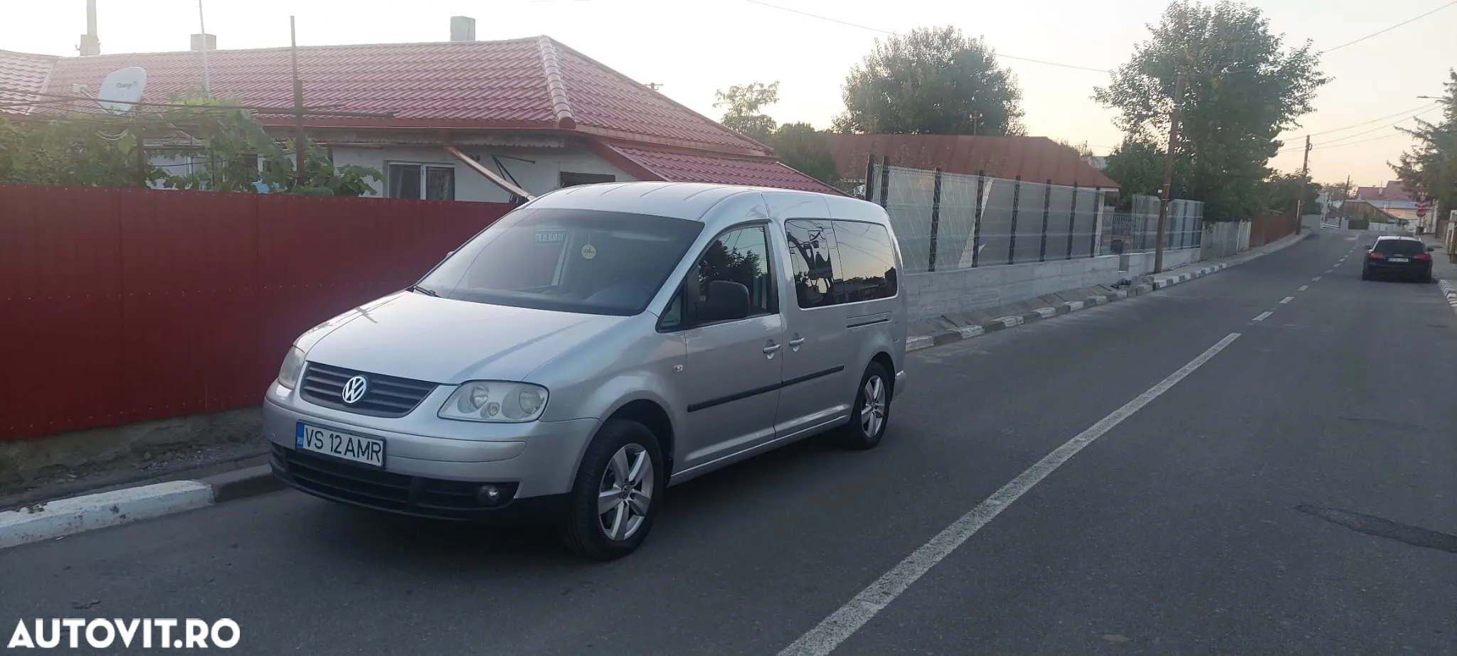 Volkswagen Caddy 1.9 TDI Life (7-Si.) - 4