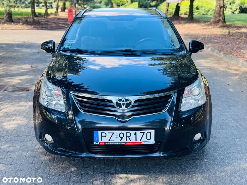 Toyota Avensis 2.2 D-4D Premium - 1