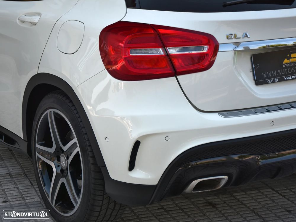 Mercedes-Benz GLA 200 (CDI) d 7G-DCT AMG Line - 35