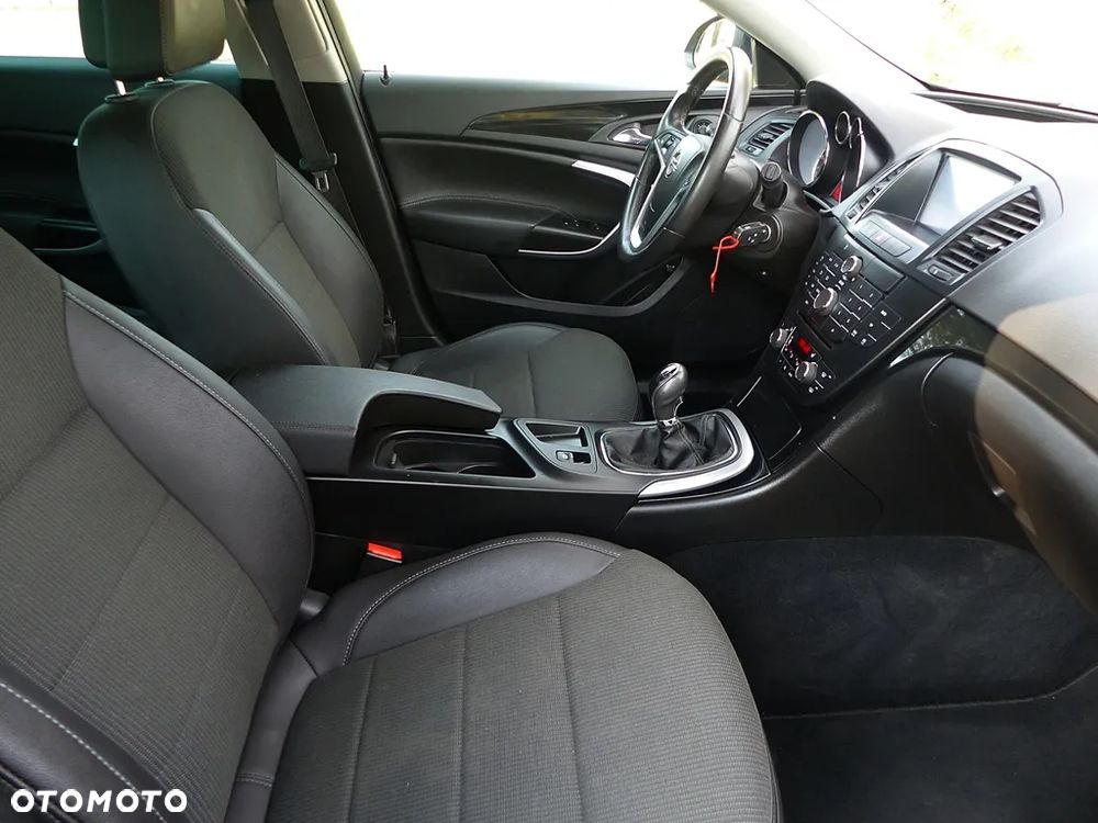 Opel Insignia 1.6 Turbo Edition - 25