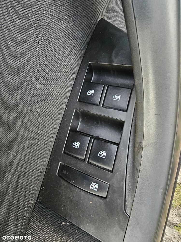 Opel Astra - 26