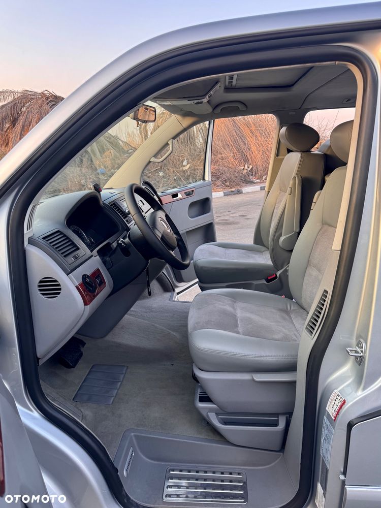 Volkswagen Multivan L1 Highline - 26
