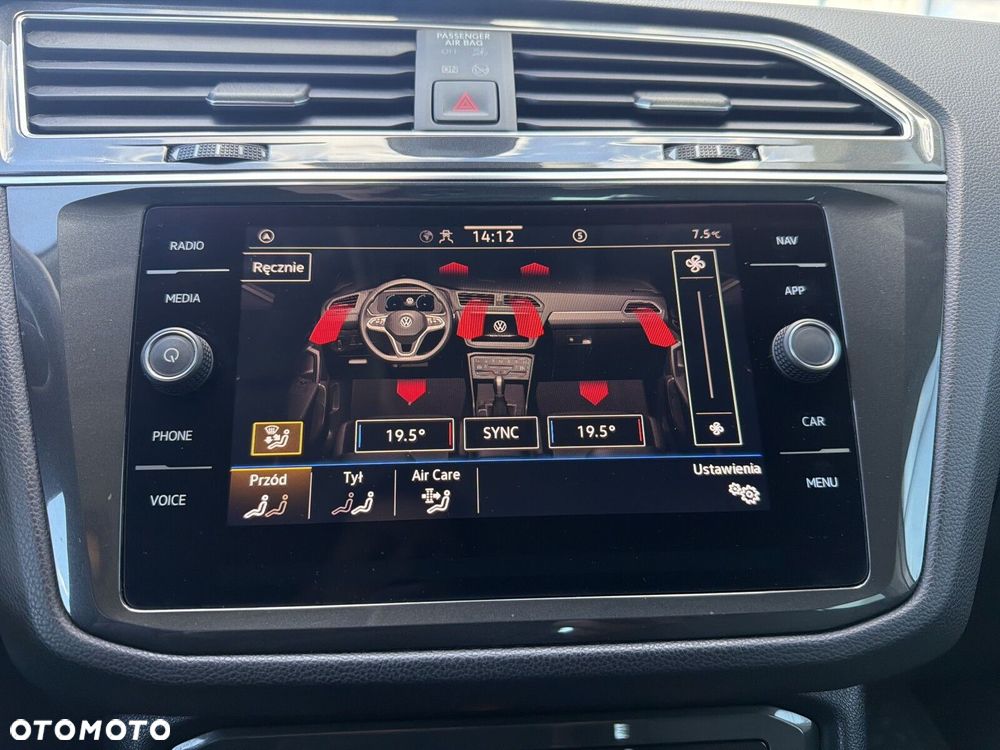 Volkswagen Tiguan - 24