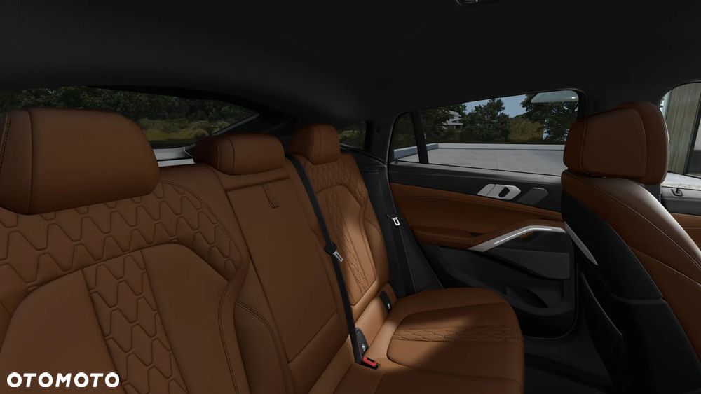 BMW X6 xDrive40i - 12