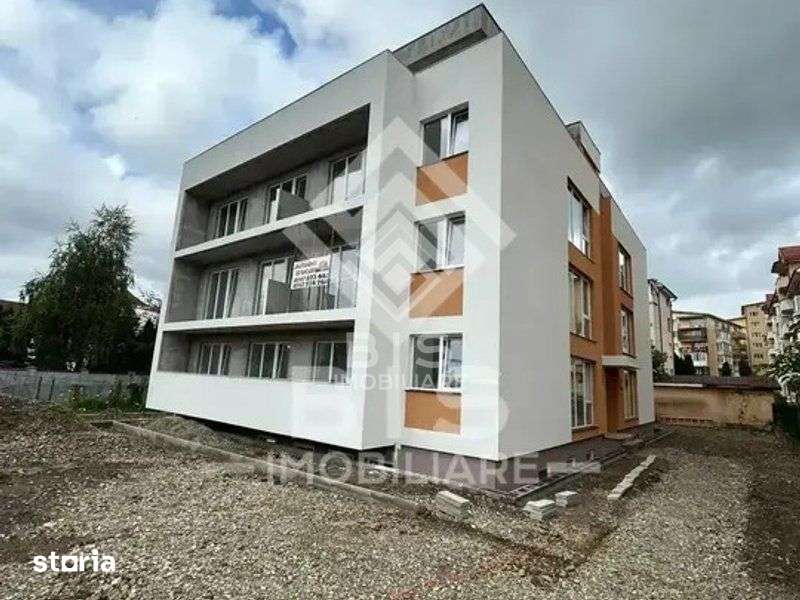 Apartamente 3 camere - Bloc Nou — fotografia 1