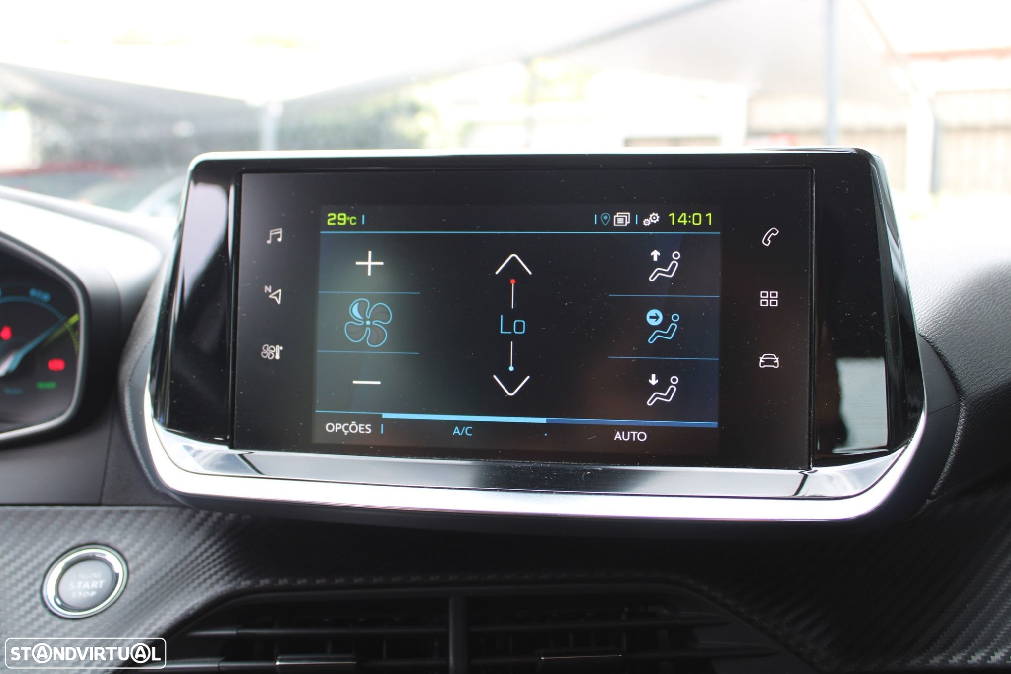 Peugeot e-208 50 kWh Active Pack - 12