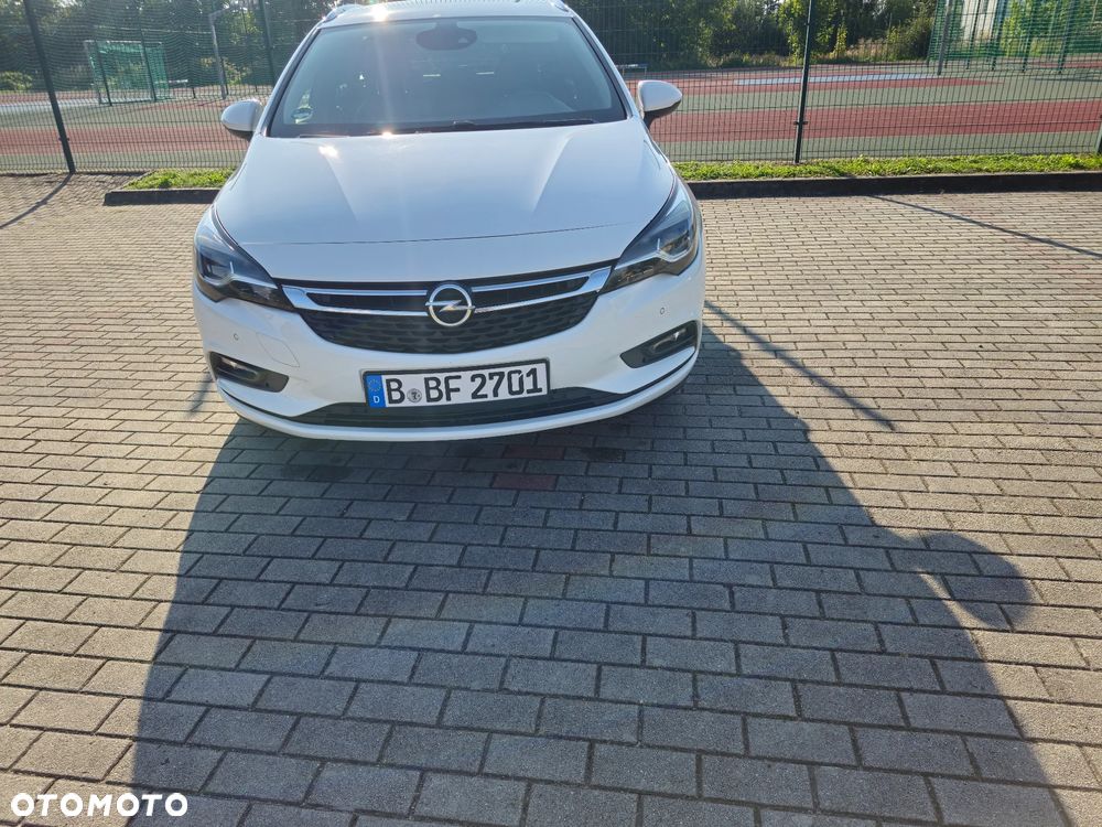 Opel Astra 1.6 Turbo Start/Stop Sports Tourer Innovation - 1