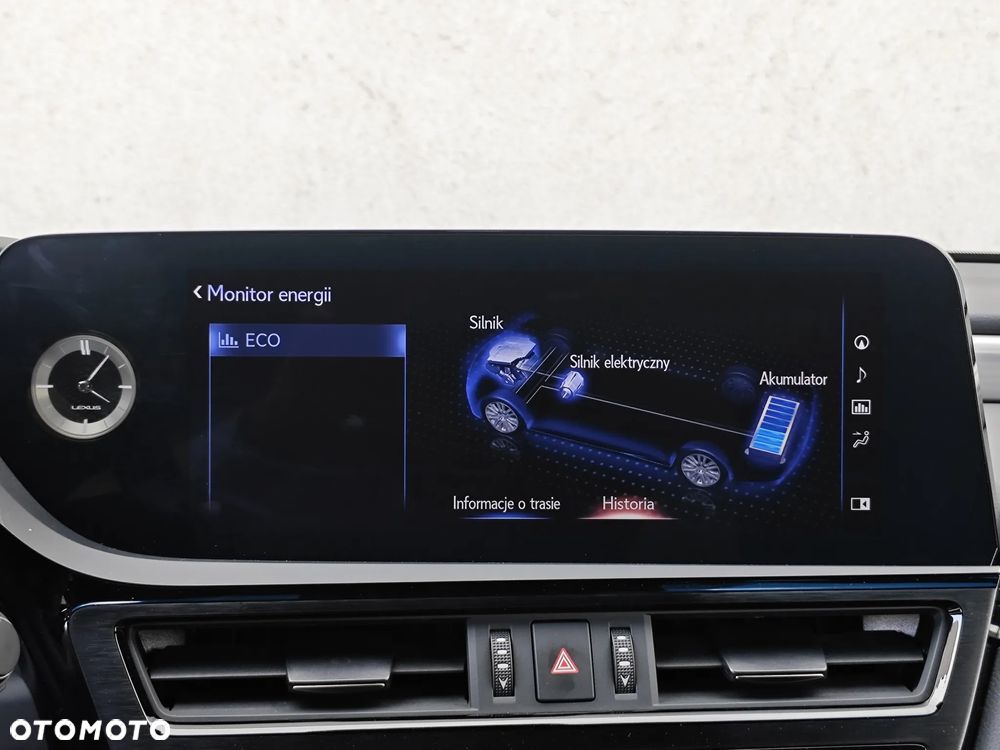 Lexus ES 300h F Sport Edition - 20