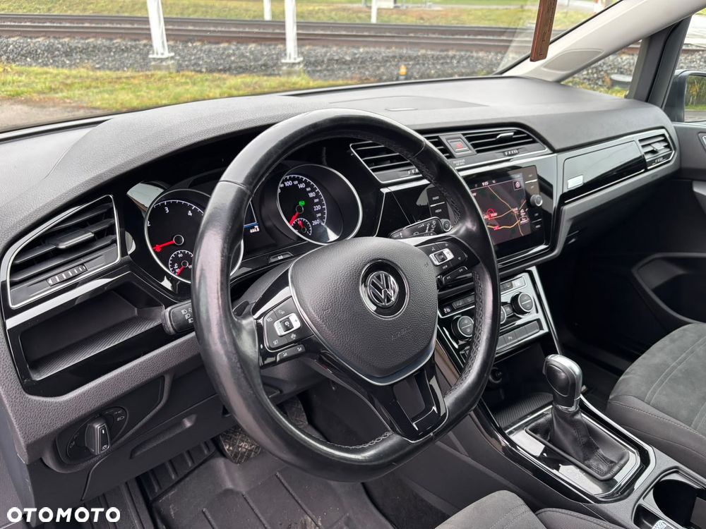Volkswagen Touran 2.0 TDI BMT Highline DSG - 12