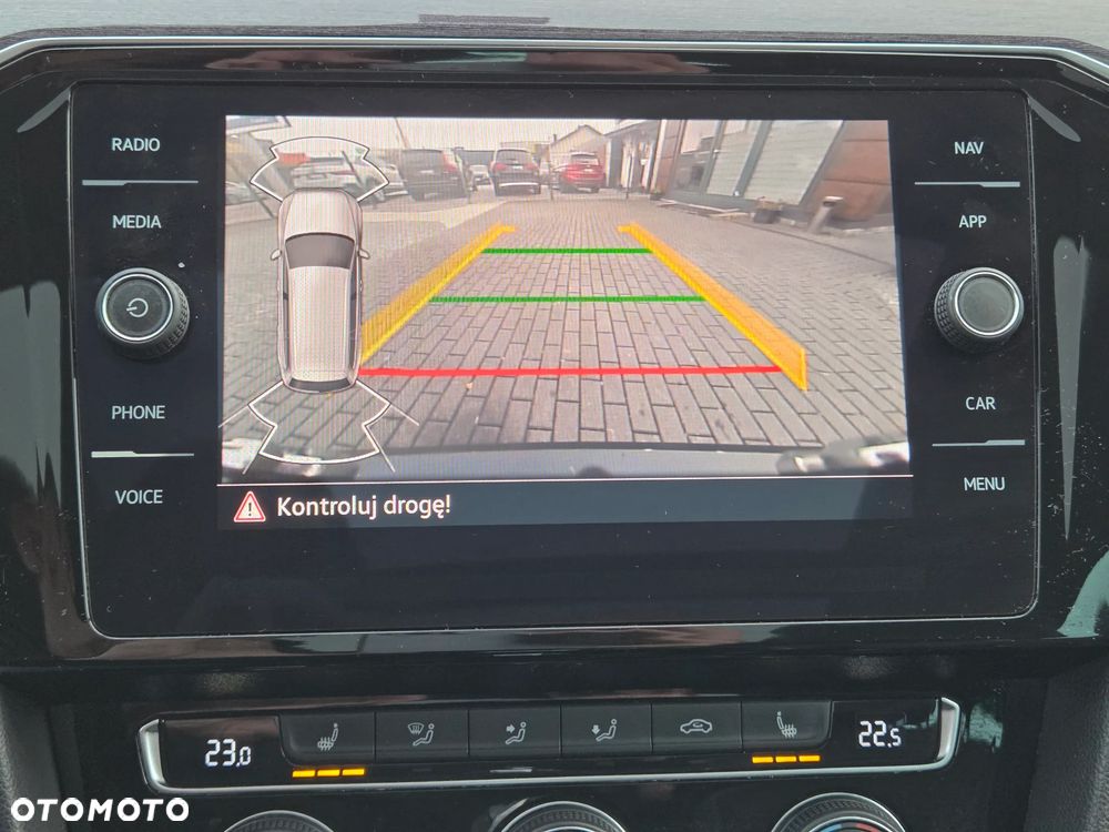 Volkswagen Passat 2.0 TDI Bi-Turbo BMT 4Mot Highline DSG - 34