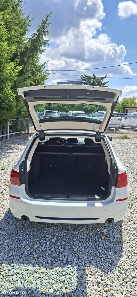 BMW Seria 5 518d - 10