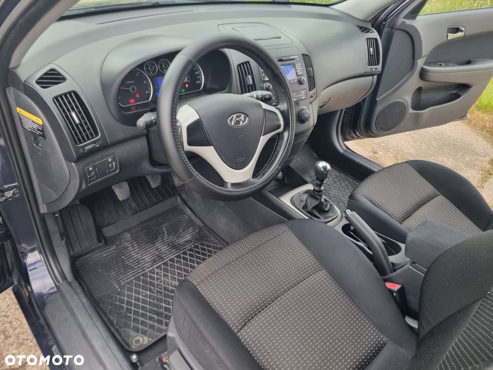 Hyundai i30 1.6 CRDi Comfort - 11