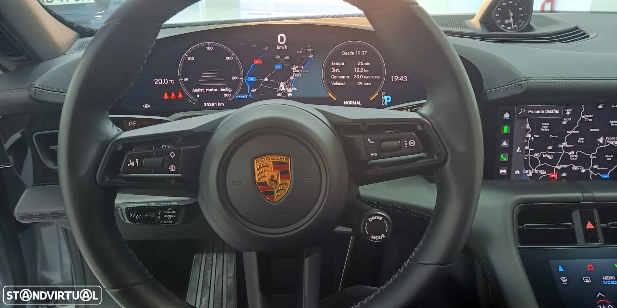 Porsche Taycan 4S - 25