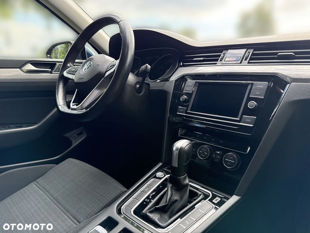 Volkswagen Passat 1.5 TSI EVO Essence DSG - 20