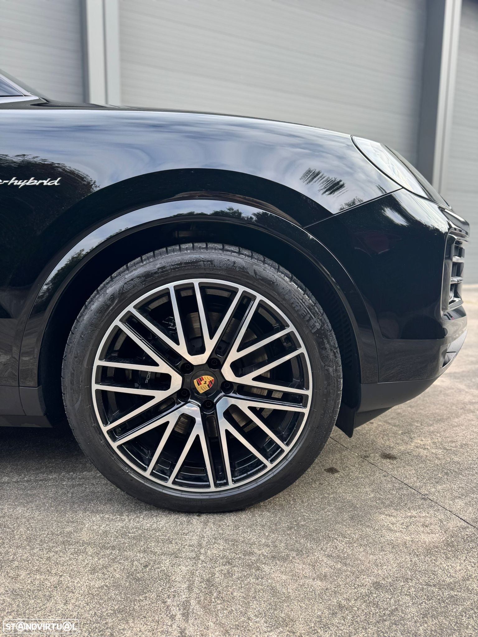 Porsche Cayenne Coupé E-Hybrid - 6
