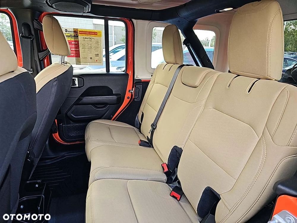 Jeep Wrangler Unlimited GME 2.0 Turbo Sahara - 9
