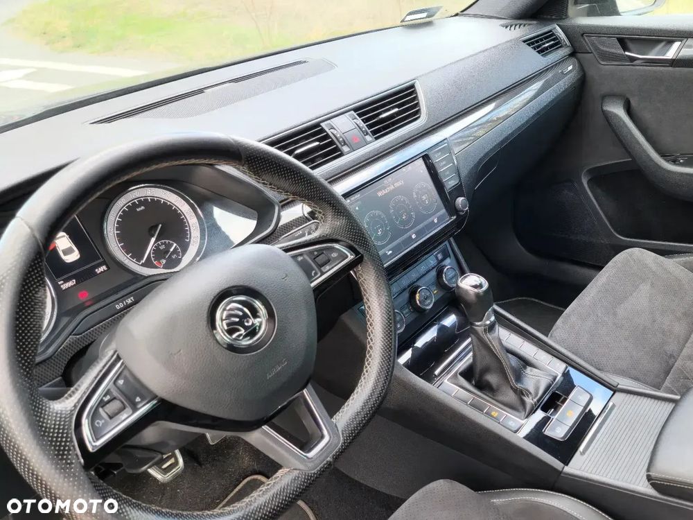 Skoda Superb 1.8 TSI Sportline - 13